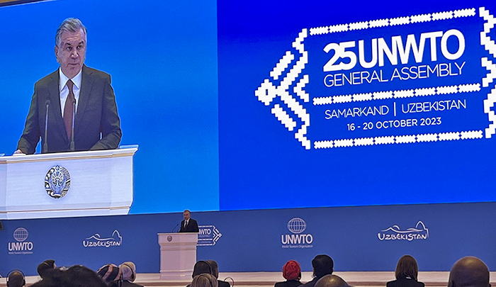 Tổng thống Uzbekistan Shavkat Miromonovich Mirziyoyev phát biểu Khai mạc Đại hội đồng UNWTO lần thứ 25